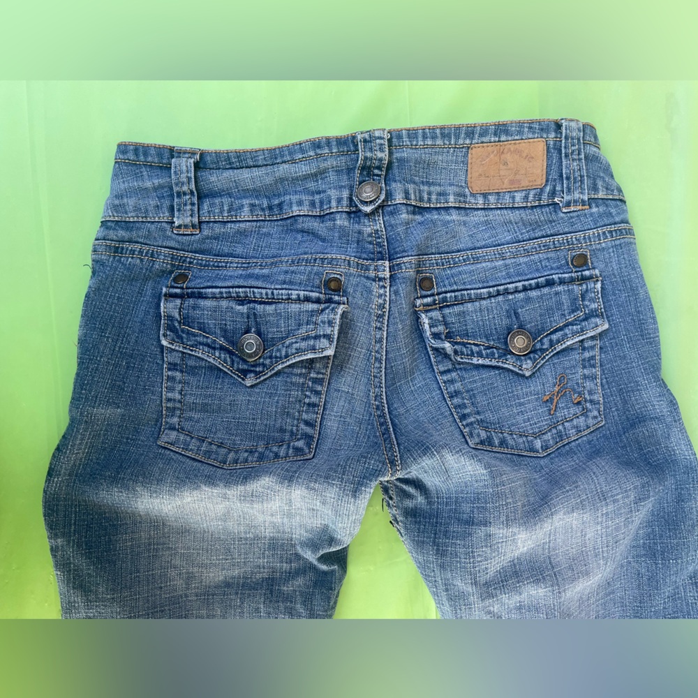 LOW RlCE FLARE LEGS VlNTAGE JEANS 
SIZE 1/2 JUNIORS - Picture 2 of 12